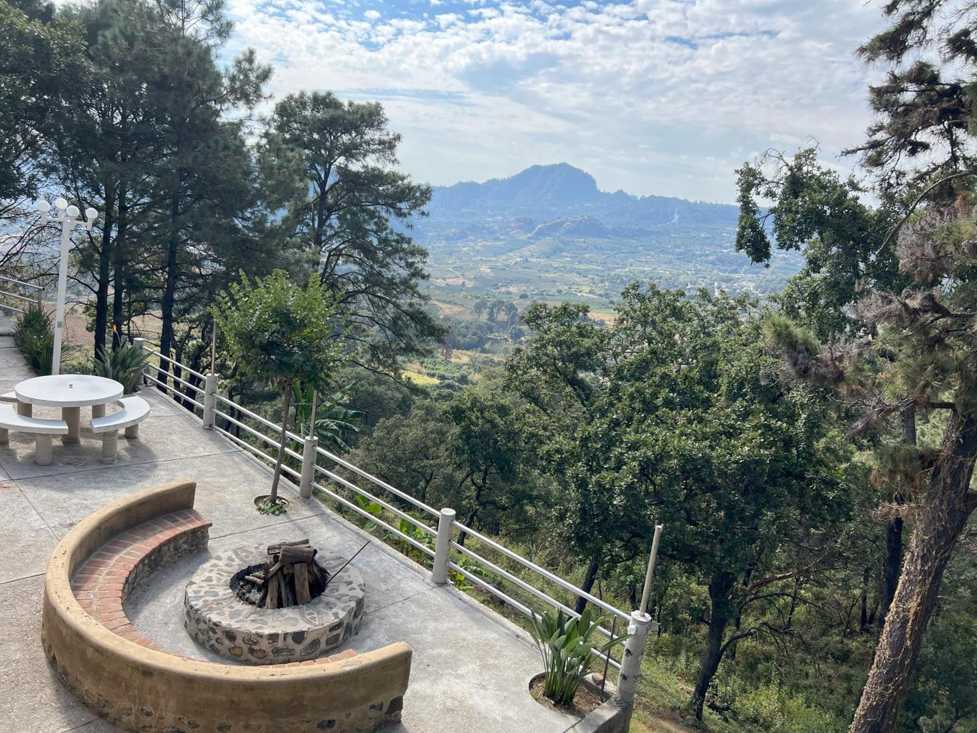 טלייקפאן Hotel El Mirador Y Jardin מראה חיצוני תמונה